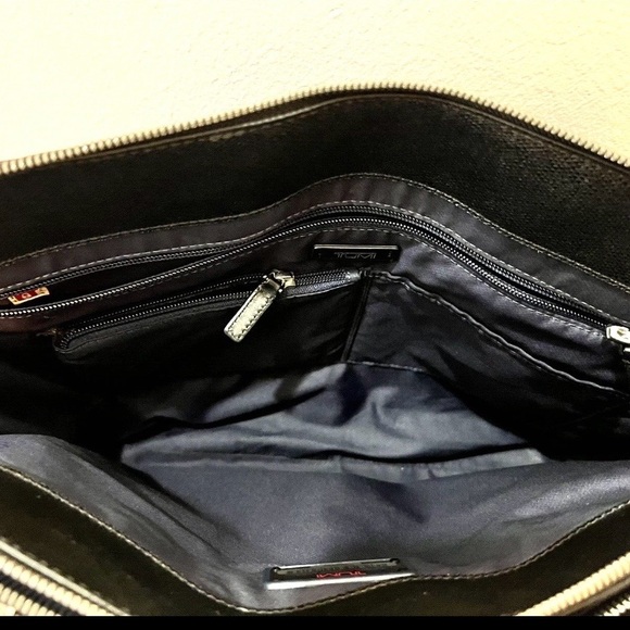 Tumi SINCLAIR Leather Laptop Bag - Picture 5 of 15